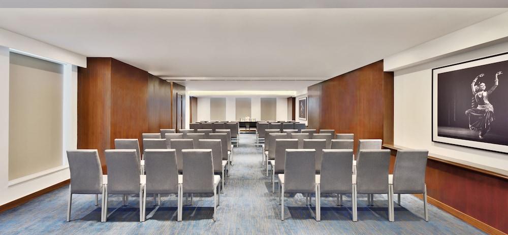 Hotel Fairfield By Marriott Bengaluru Whitefield Exterior foto